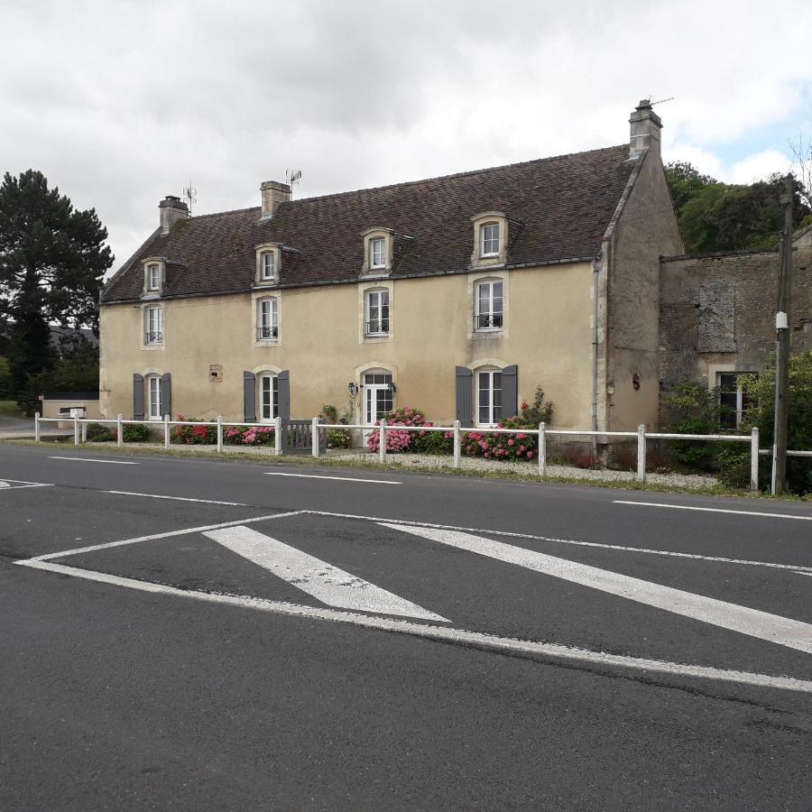 Grange Dans Ancien Corps De Ferme Hotel Bellengreville  Luaran gambar